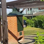 10 Im Fischerhaus Am Neuensiener Sellin (Rugen)