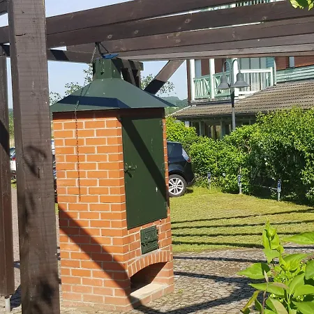 10 Im Fischerhaus Am Neuensiener Sellin (Rugen)
